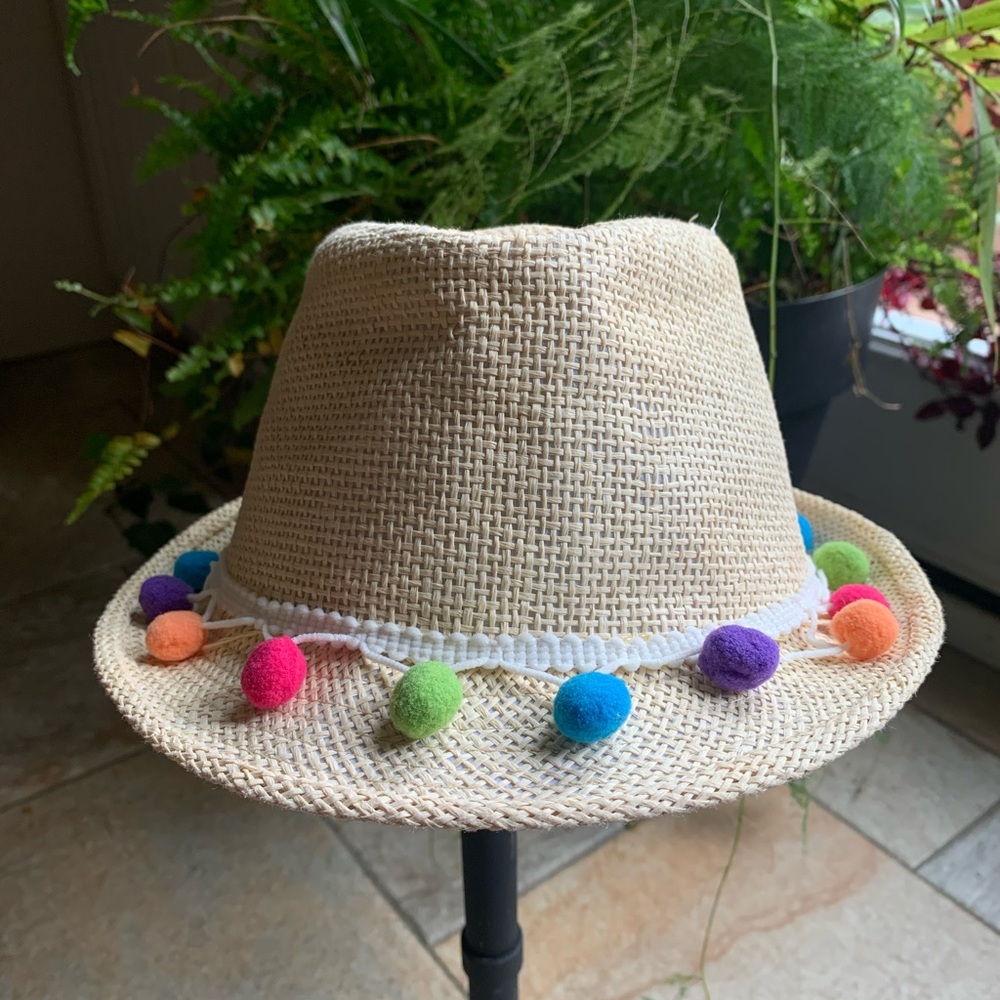 LUCKY 7 | Fedora Style Pom Pom Hat